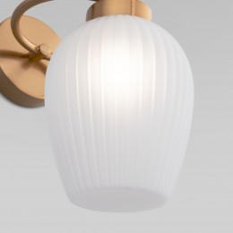 НАСТЕННЫЙ СВЕТИЛЬНИК СО СТЕКЛЯННЫМ ПЛАФОНОМ 30184/1 латунь Eurosvet