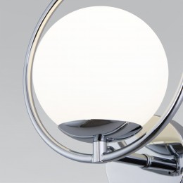 НАСТЕННЫЙ СВЕТИЛЬНИК СО СТЕКЛЯННЫМ ПЛАФОНОМ 50289 Eurosvet