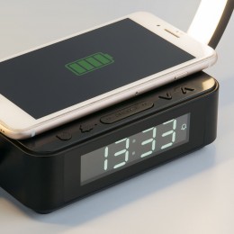 Настольный светодиодный светильник с беспроводной зарядкой и будильником 80505/1 черный Eurosvet