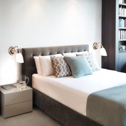 Настенный светильник со стеклянным плафоном 30149/1 золото Eurosvet