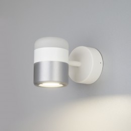 Настенный светодиодный светильник в стиле минимализм 20165/1 LED белый / серебро Eurosvet