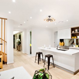 Потолочная люстра в стиле лофт 70056/6 черный Eurosvet