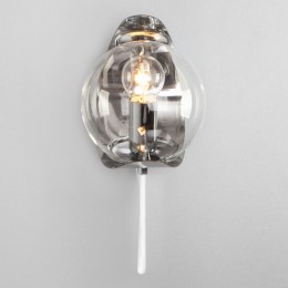 Бра со стеклянным плафоном 70110/1 белый Eurosvet