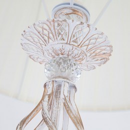 Напольный светильник с тканевым абажуром 01003/1 белый с золотом Eurosvet