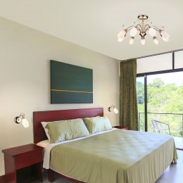 Потолочная люстра со стеклянными плафонами 22080/9 золото Eurosvet