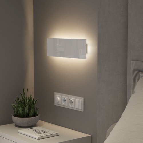 Светильник настенный светодиодный из закаленного стекла Favorit Light MRL LED 1125 белый Elektrostandard