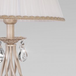 Напольный светильник с тканевым абажуром 10073/1 белый с золотом Eurosvet