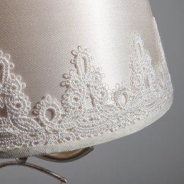 Настольный светильник с тканевым абажуром 01022/1 серебро Eurosvet