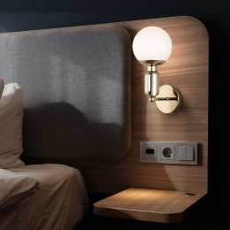 Настенный светильник со стеклянным плафоном 50251/1 золото Eurosvet