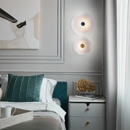 Светодиодный настенный светильник с мраморным рассеивателем 40341 LED латунь Eurosvet