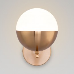 НАСТЕННЫЙ СВЕТИЛЬНИК СО СТЕКЛЯННЫМ ПЛАФОНОМ 70129/1 латунь Eurosvet