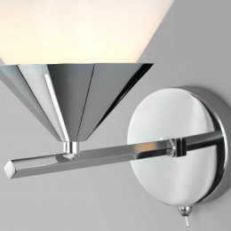 Настенный светильник со стеклянным плафоном 70138/1 хром Eurosvet