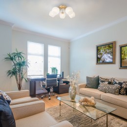 Потолочный светильник со стеклянными плафонами 30138/5 золото Eurosvet