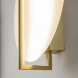 Настенный светильник (бра) Maytoni Mira MOD279WL-L14G3K