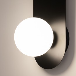 Настенный светильник (бра) Maytoni Bao MOD419WL-01B