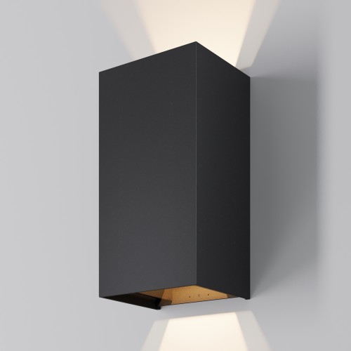 Уличный настенный светильник  Maytoni Outdoor Drape O525WL-L20B3K