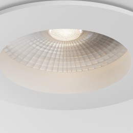 Уличный потолочный светильник  Maytoni Outdoor Cove O511DL-L5W3K