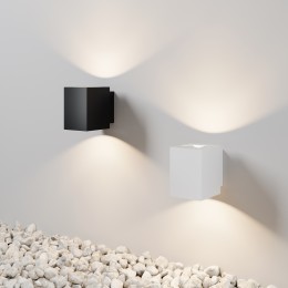 Уличный настенный светильник  Maytoni Outdoor Block O507WL-L10W3K