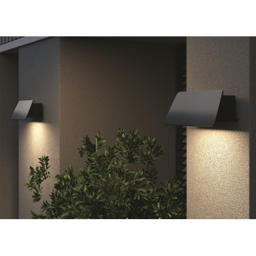 Настенный светильник (бра)  Maytoni Outdoor Trupp O429WL-L6GF3K