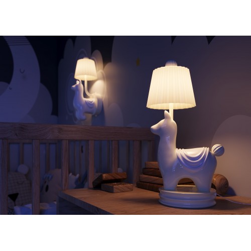 Настольный светильник Maytoni Senor Alpaca MOD377TL-L5W3K