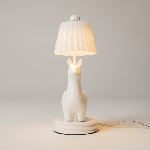 Настольный светильник Maytoni Senor Alpaca MOD377TL-L5W3K