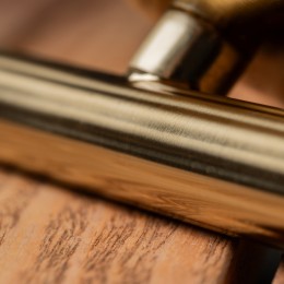 Настольный светильник Freya FR5259TL-01BS