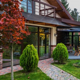Настенный светильник (бра)  Maytoni Outdoor Albion O413WL-01BZ